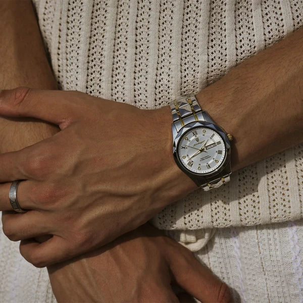 Romano diamond-cut watch, additional detail shot